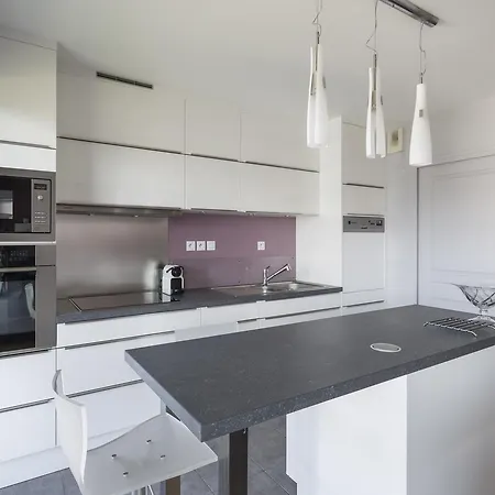 Le Reflet By Cocoonr Apartment