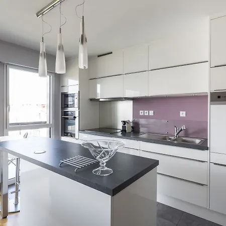 Le Reflet By Cocoonr Apartment